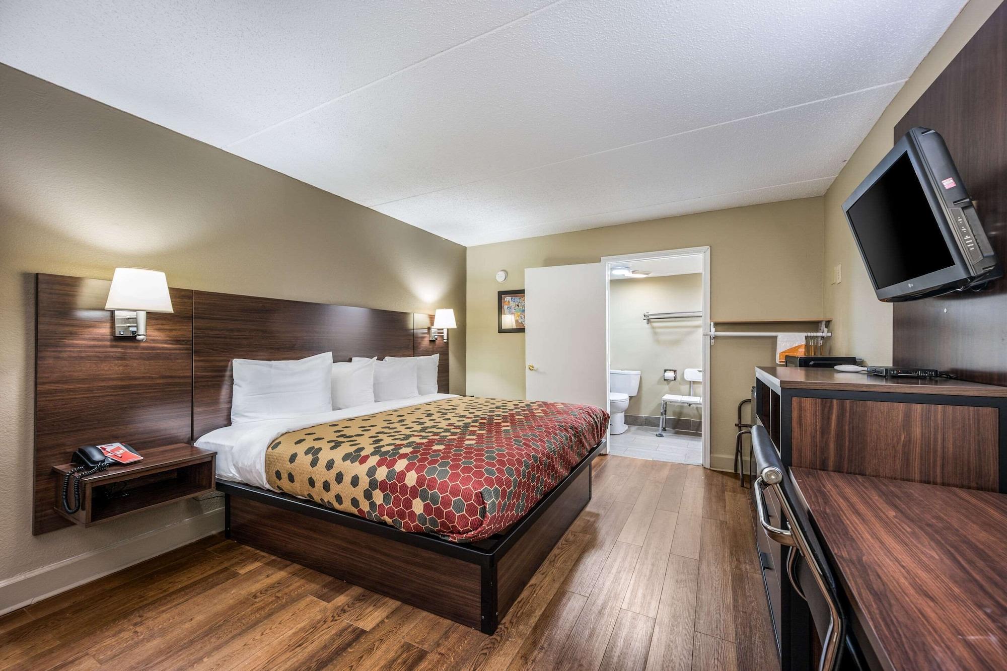 Econo Lodge Inn & Suites University Хантсвилл Экстерьер фото